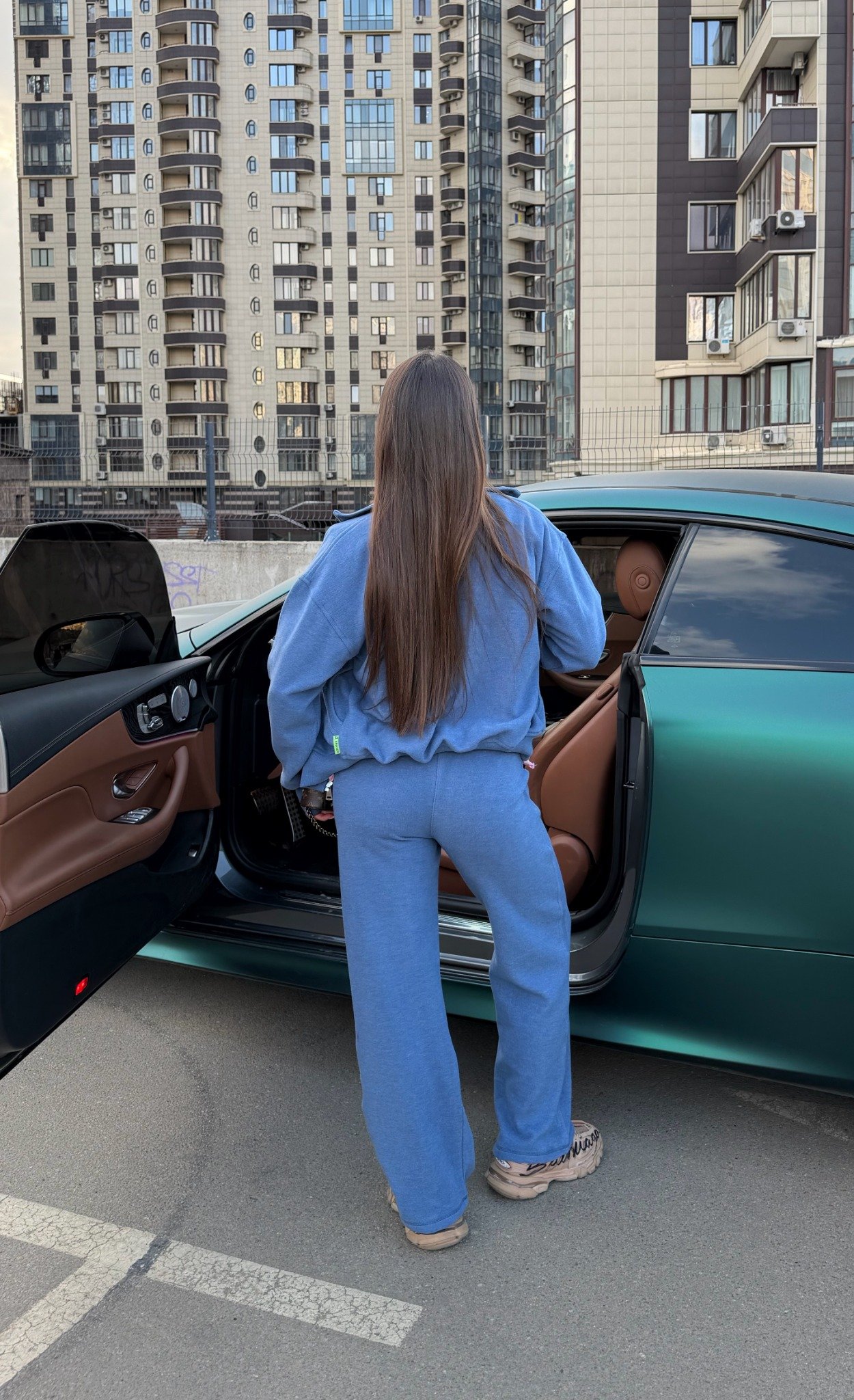 Жіночий костюм Double у блакитному кольорі